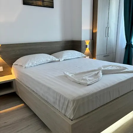 Celine Confort N. D. Cocea Bucarest Extérieur photo