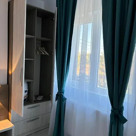 Celine Confort N. D. Cocea Bucarest Extérieur photo