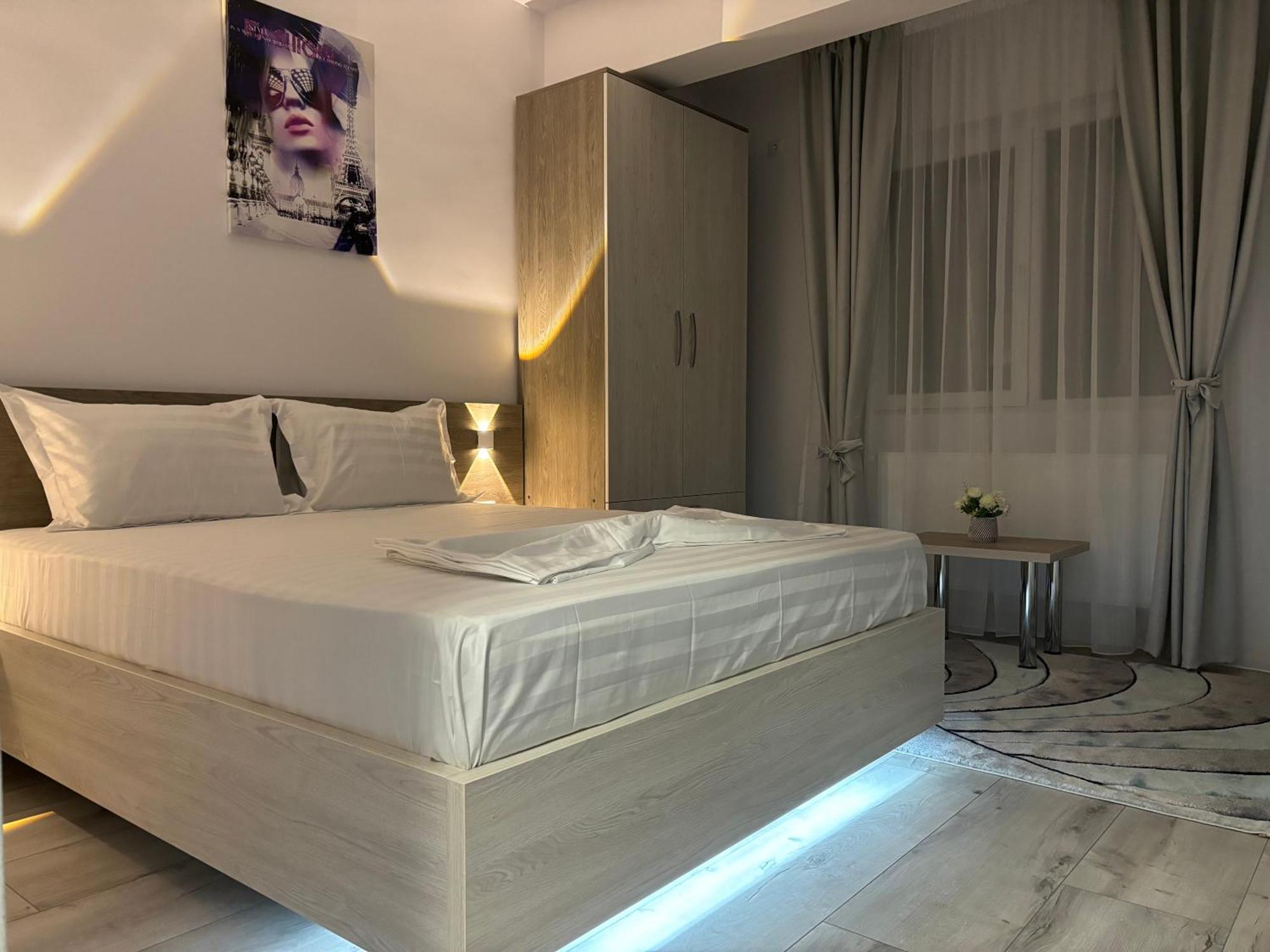 Celine Confort N. D. Cocea * Bucarest